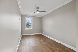512 Old Lovers Ln in Bowling Green, KY - Building Photo - Building Photo