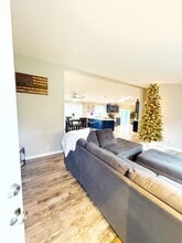 3112 Harris Rd SE in Port Orchard, WA - Building Photo - Building Photo