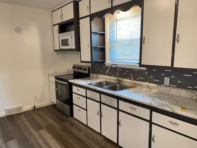 313 Callon St in Wausau, WI - Building Photo - Building Photo