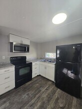 997 W Elmwood Dr in Chattanooga, TN - Foto de edificio - Building Photo