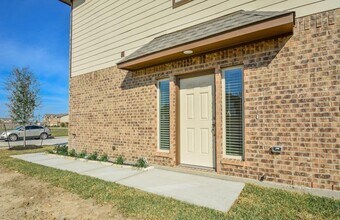 3306 Rainflower Springs Ln in Rosenberg, TX - Building Photo - Building Photo