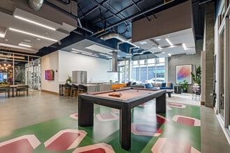 Emerald in Los Angeles, CA - Foto de edificio - Building Photo