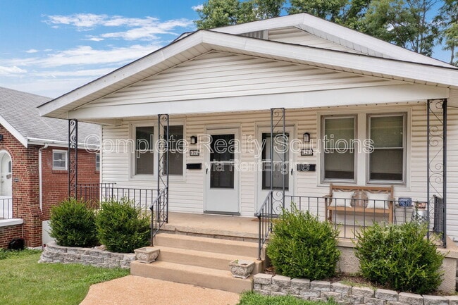 property at 6265 Hoffman Ave