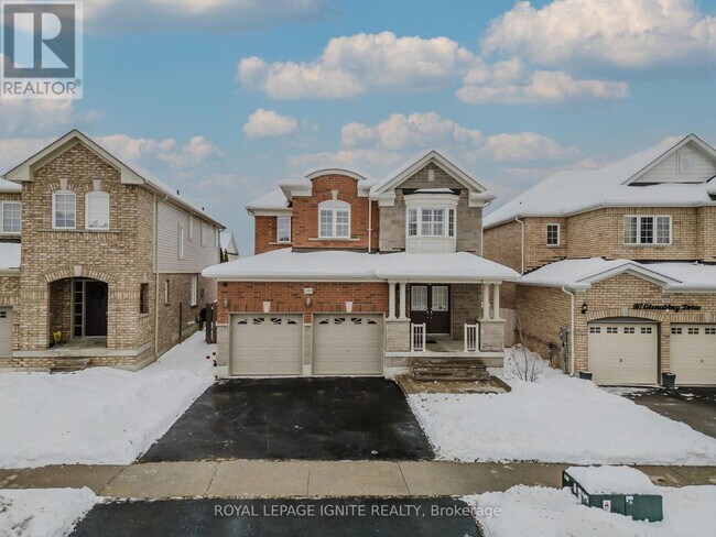 189 Glenabbey Dr in Courtice, ON - Building Photo - Building Photo