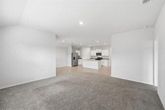 537 Bronze Cir W in Springtown, TX - Building Photo - Building Photo