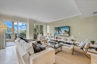 19227 Fisher Island Dr, Unit # 19227 in Miami Beach, FL - Building Photo - Building Photo