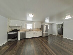 19136 W Jacquie Ave in Romeoville, IL - Building Photo - Building Photo