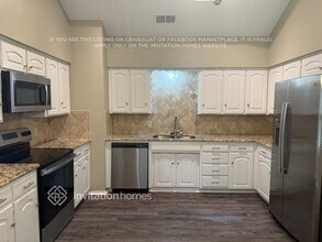 1517 Woodvale Dr in Bedford, TX - Building Photo - Building Photo