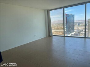 3722 Las Vegas Blvd S in Las Vegas, NV - Building Photo - Building Photo