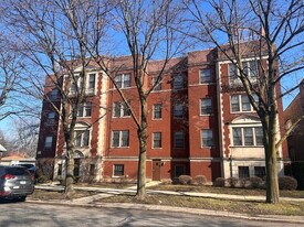 6348 13th St, Unit B04 in Berwyn, IL - Building Photo
