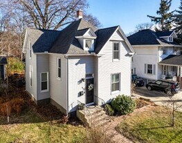 802 S Fell Ave in Normal, IL - Building Photo