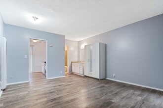 1215 N McCadden Pl in Los Angeles, CA - Building Photo - Building Photo