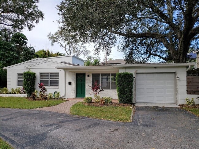 707 S Lois Ave in Tampa, FL - Building Photo - Building Photo