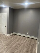 36 Lincoln Pl, Unit Floor 1 in Clifton, NJ - Foto de edificio - Building Photo