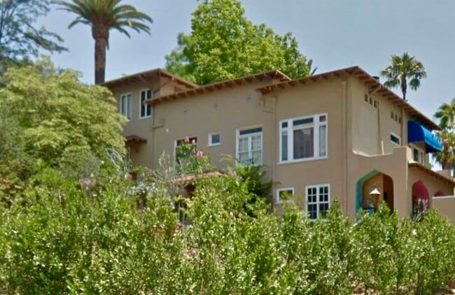 2122 Alcyona Dr, Unit #1