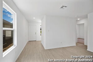 13819 Buffalo Valley in San Antonio, TX - Building Photo - Building Photo