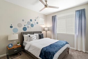 EDGEWATER AT VIRGINIA LAKE in Reno, NV - Building Photo