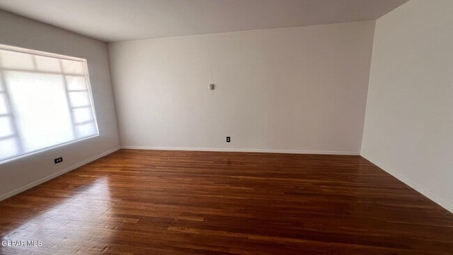 3526 Monroe Ave in El Paso, TX - Building Photo - Building Photo