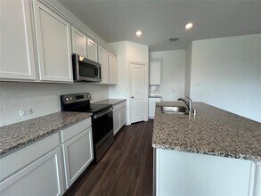 409 Petty Wy in Fate, TX - Foto de edificio - Building Photo