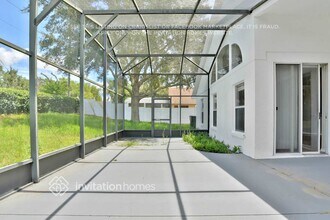 1592 Silhouette Dr in Clermont, FL - Foto de edificio - Building Photo