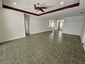 5220 Echo Ln in Sarasota, FL - Building Photo - Building Photo