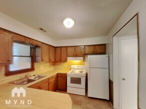 8715 Chapel Hill Rd in Cary, NC - Building Photo - Building Photo