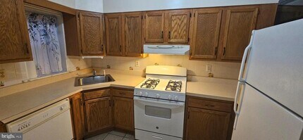 411 Bonsal St in Baltimore, MD - Building Photo - Building Photo