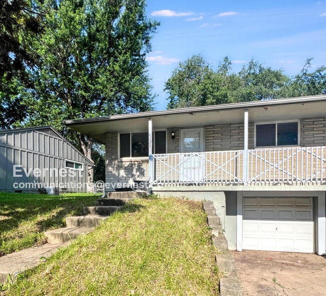 4222 N Askew Ave in Kansas City, MO - Building Photo - Building Photo