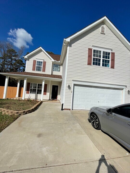 2801 Ireton Pl Photo