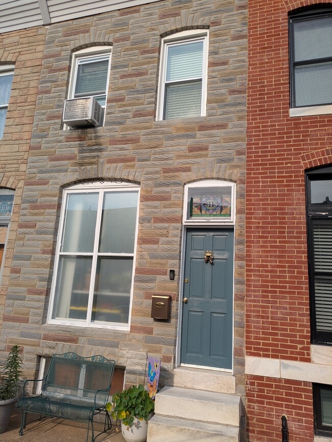 property at 315 S Bouldin St