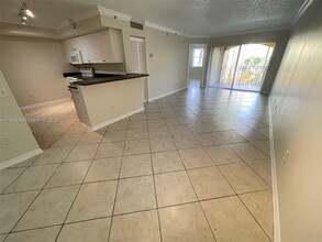 155 NW 96th Terrace in Pembroke Pines, FL - Building Photo - Building Photo