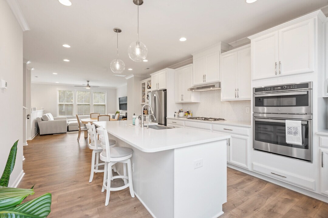 214 Maidstone Trail in Charlotte, NC - Building Photo