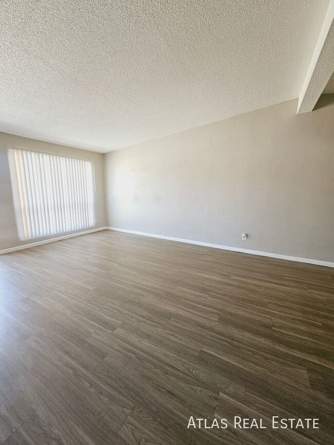 7015 E Wilshire Dr in Scottsdale, AZ - Building Photo - Building Photo