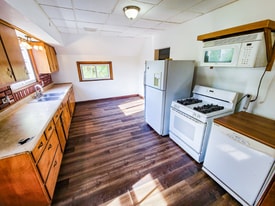 653 W 17th St in Erie, PA - Building Photo