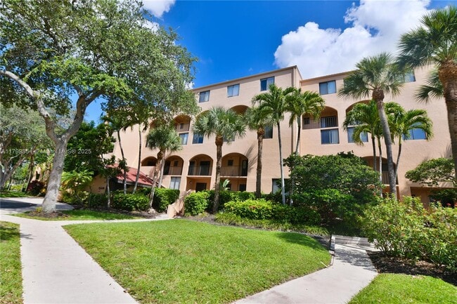 property at 450 Egret Cir