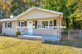 504 Rosebriar Ct in Greensboro, NC - Building Photo - Building Photo