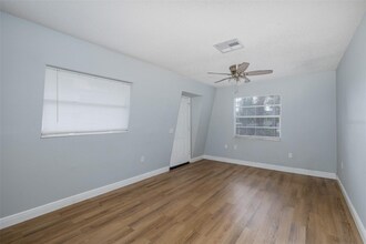 5750 Virginia Ave-Unit -5750 in New Port Richey, FL - Building Photo - Building Photo