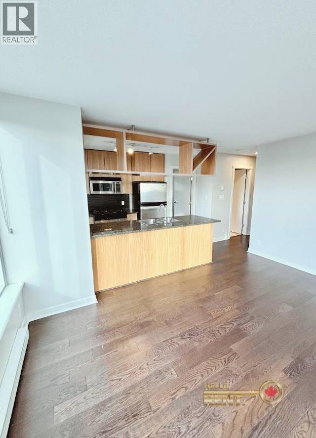 1010 Richards St in Vancouver, BC - Building Photo - Building Photo