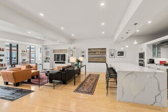 1313 Washington St in Boston, MA - Building Photo - Building Photo