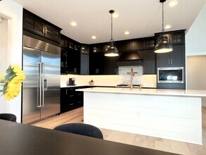11041 Little Five Loop in Glen Allen, VA - Foto de edificio - Building Photo