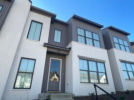 337 Stillwater Ln in Oxford, MS - Building Photo