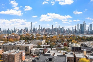 3312 Hudson Ave, Unit 12F in Union City, NJ - Building Photo