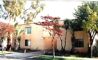 572 San Francisco Ave Apartments