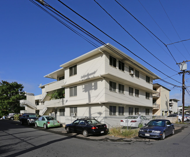 810 Kaaloa St in Honolulu, HI - Building Photo - Building Photo