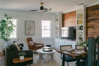 29 Kennedy St in Charleston, SC - Building Photo - Building Photo