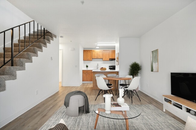 Alturas Vose Townhomes