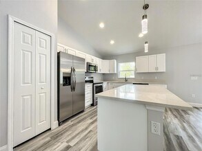 15962 SW 53rd Ct in Ocala, FL - Foto de edificio - Building Photo