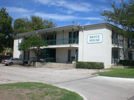 4901 Bryce Ave in Fort Worth, TX - Building Photo