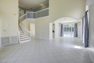 7715 Colony Lake Dr in Boynton Beach, FL - Building Photo - Building Photo