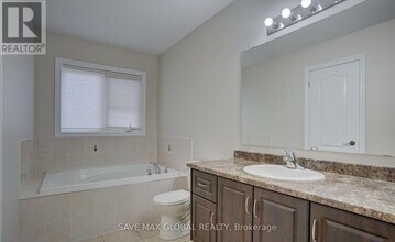 62 Ebury Dr in Brampton, ON - Building Photo - Building Photo
